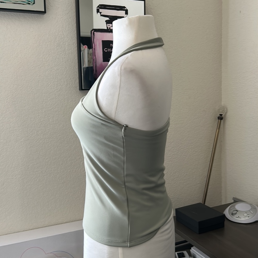 Express body contour halter top sage S - Picture 2 of 4